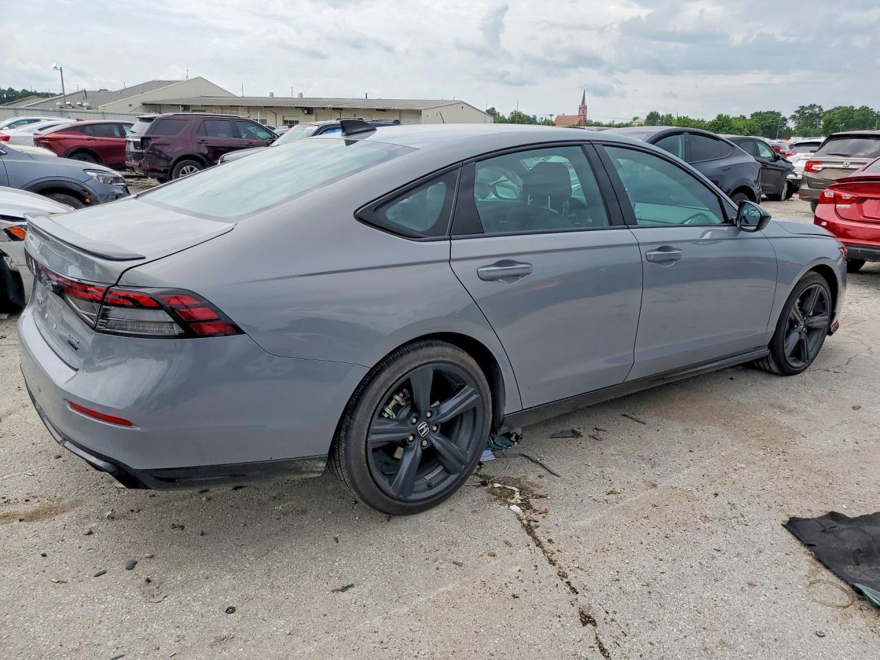 2025 Honda Accord Hybrid Sport-L - Image 3