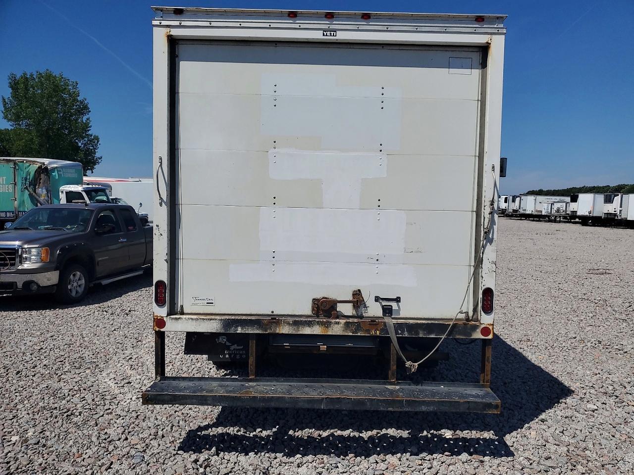 2021 Ford E450 Box Truck - Фото 6