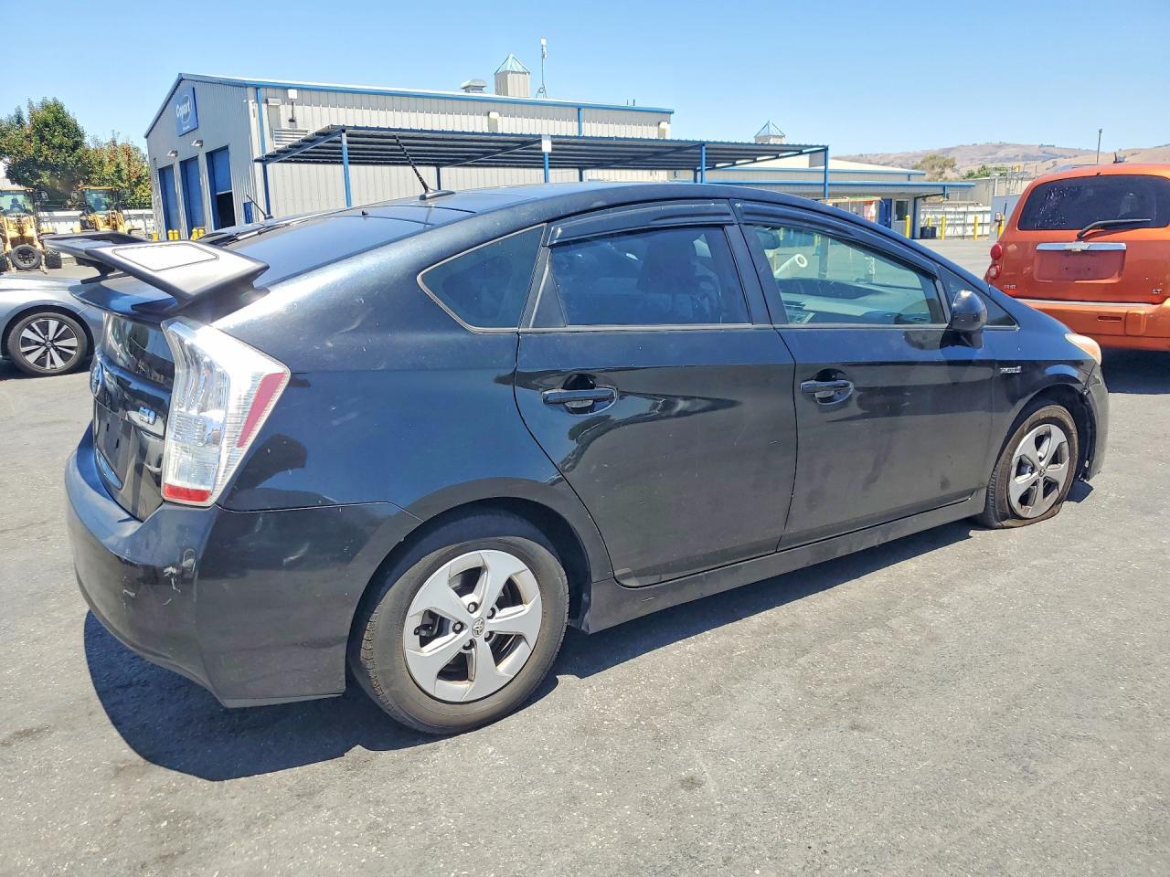 2010 Toyota Prius Iv - Фото 3