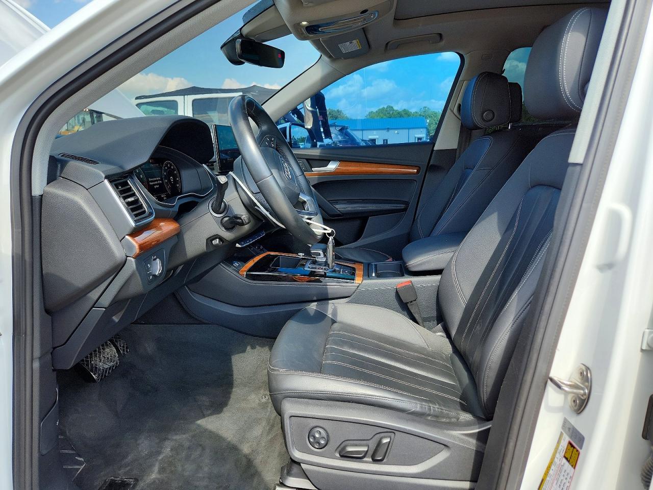 2022 Audi Q5 Premium Plus 45 - Фото 7