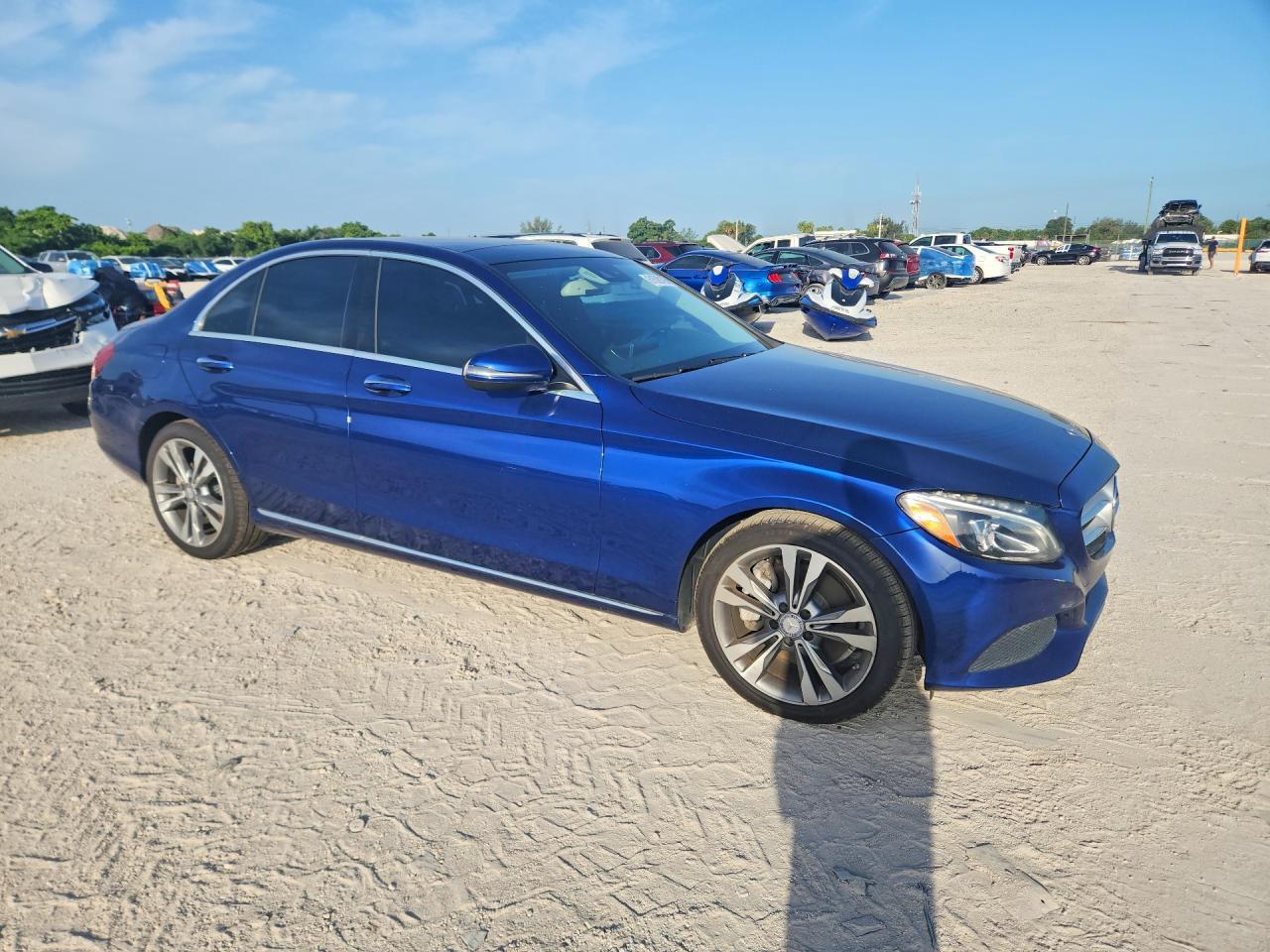 2017 Mercedes-Benz C 300 - Фото 4
