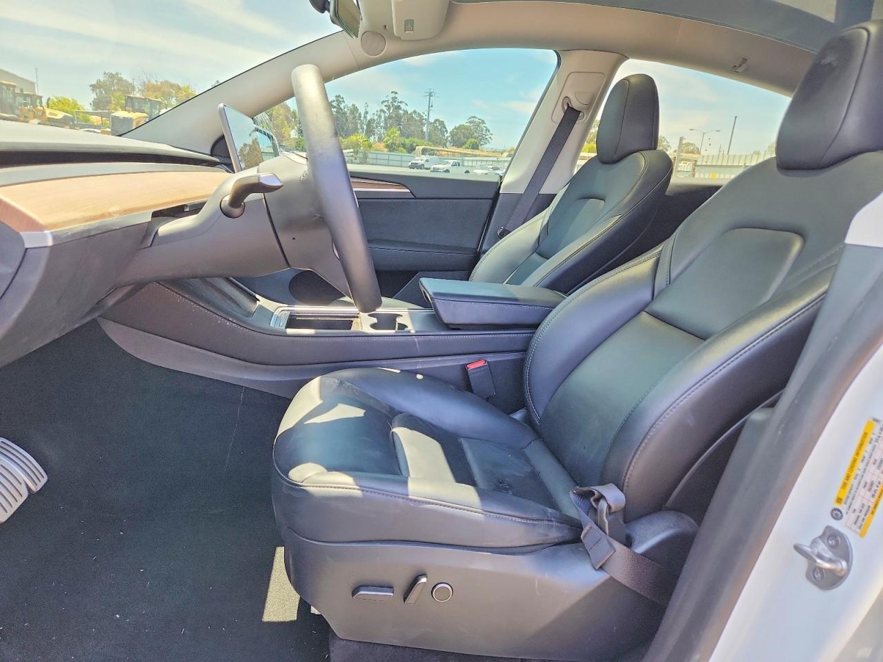 2023 Tesla Model Y - Фото 7