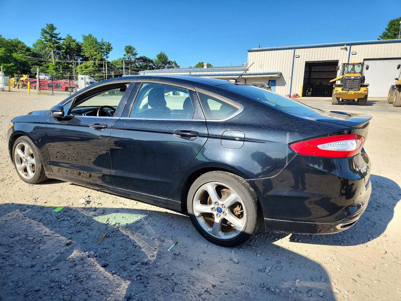 2016 Ford Fusion Se - Фото 2