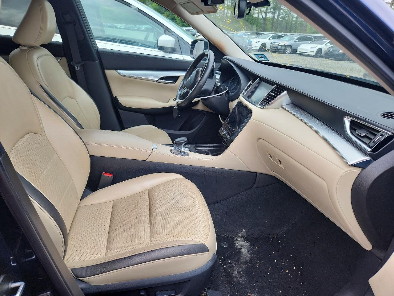 2019 Infiniti Qx50 Essential - Image 7