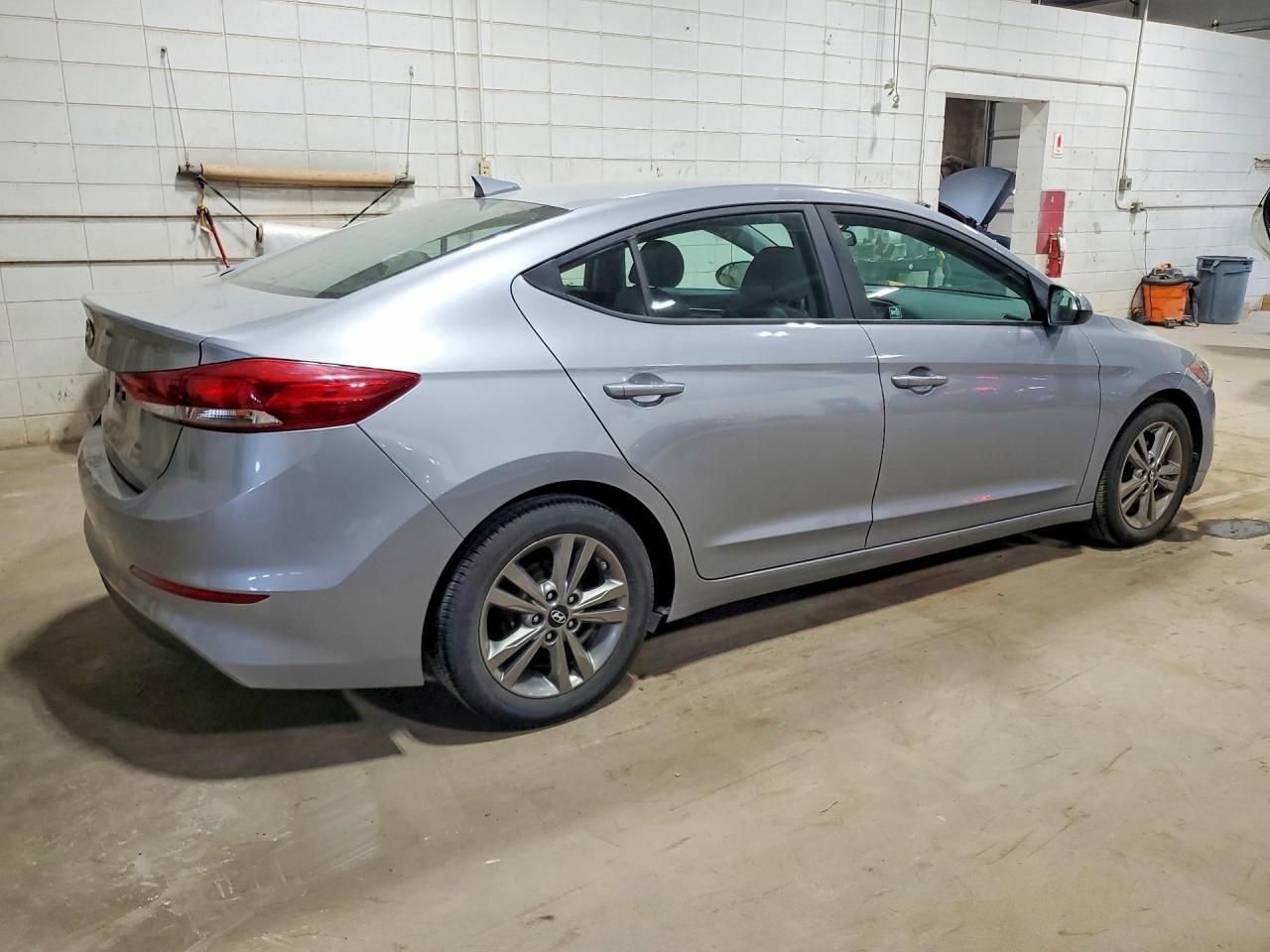 2017 Hyundai Elantra Se - Фото 3