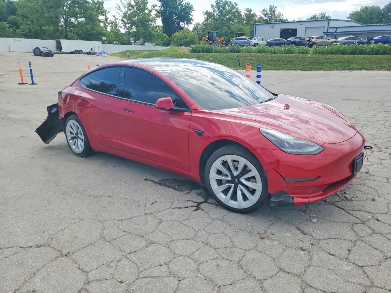 2022 Tesla Model 3 - Фото 4