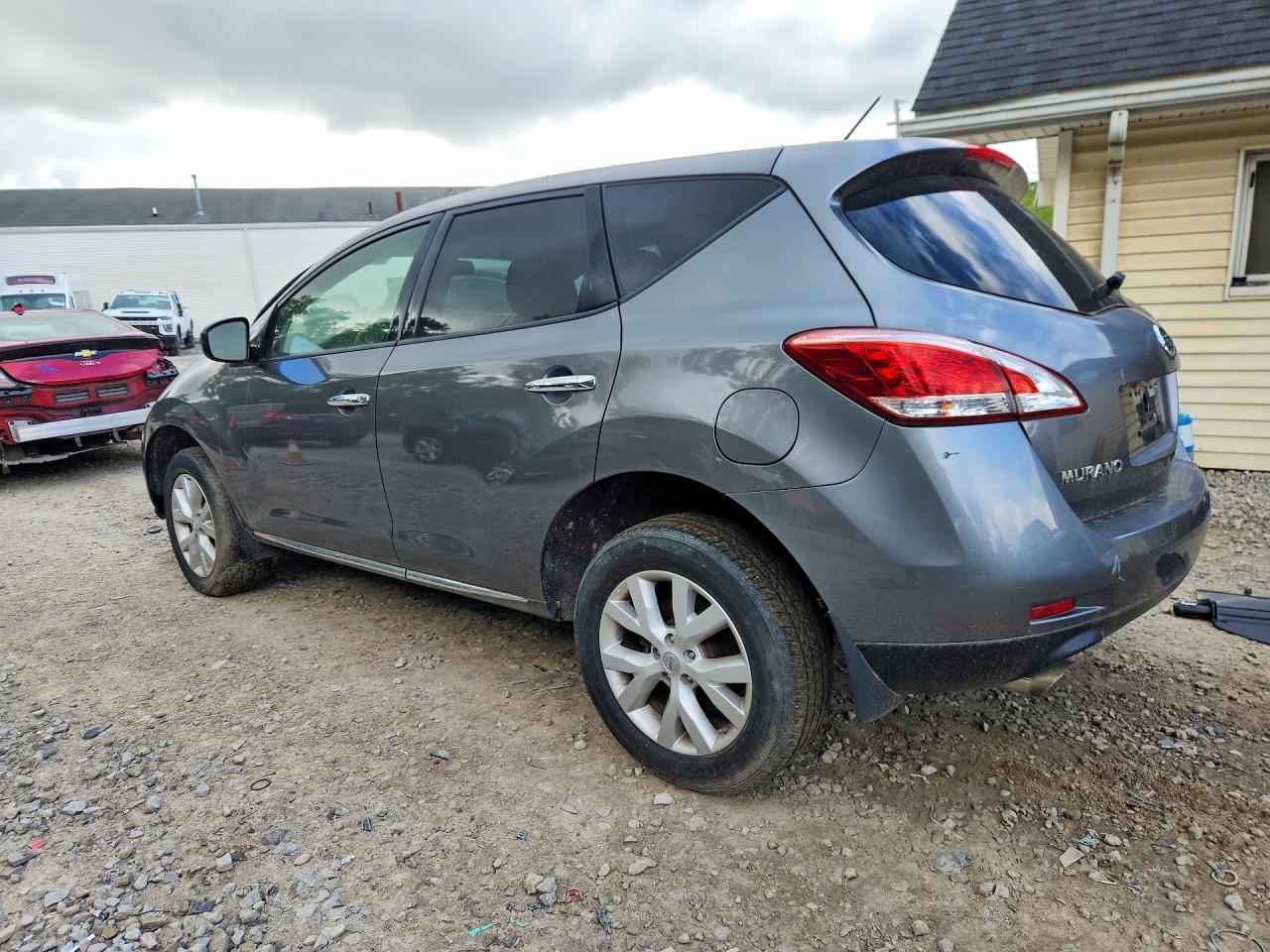 2014 Nissan Murano S - Image 2