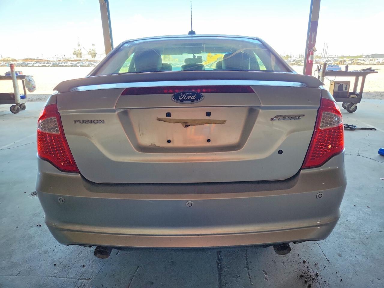 2011 Ford Fusion Sport - Фото 6