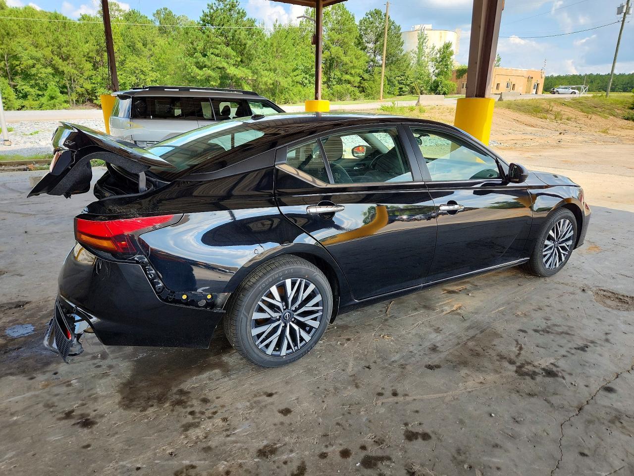 2024 Nissan Altima - Фото 3