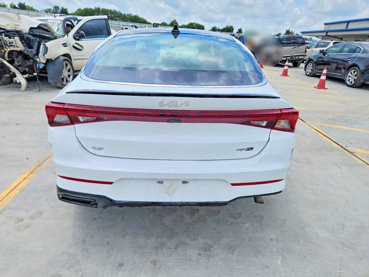2022 Kia K5 Gt Line - Image 6