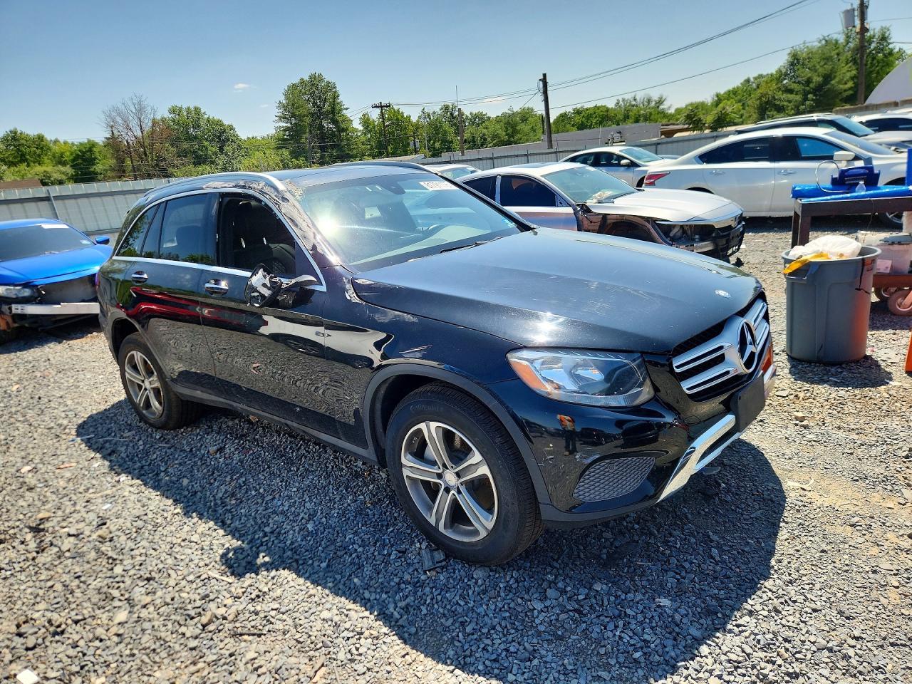 2017 Mercedes-Benz Glc 300 4Matic - Фото 4