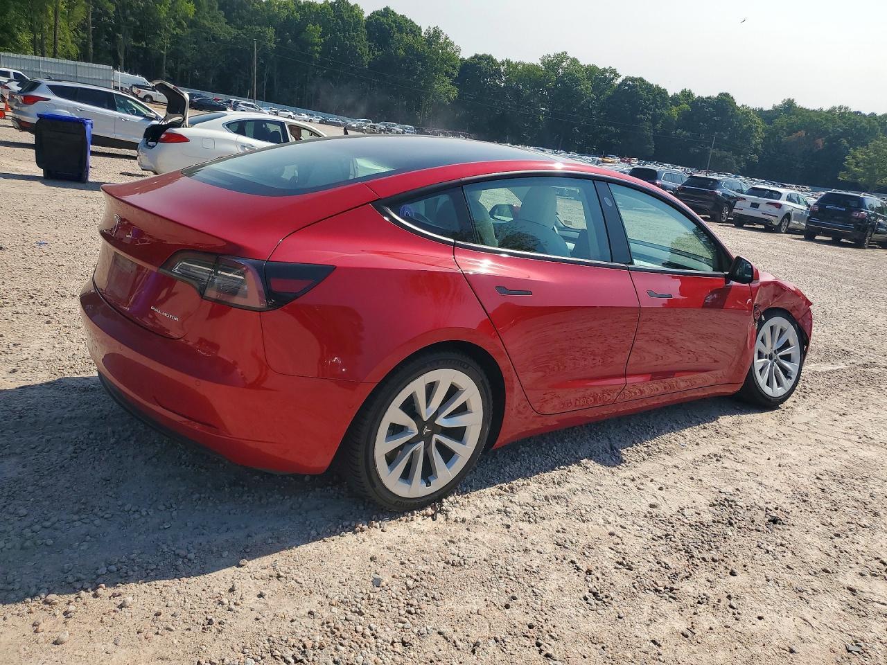 2021 Tesla Model 3 - Фото 3
