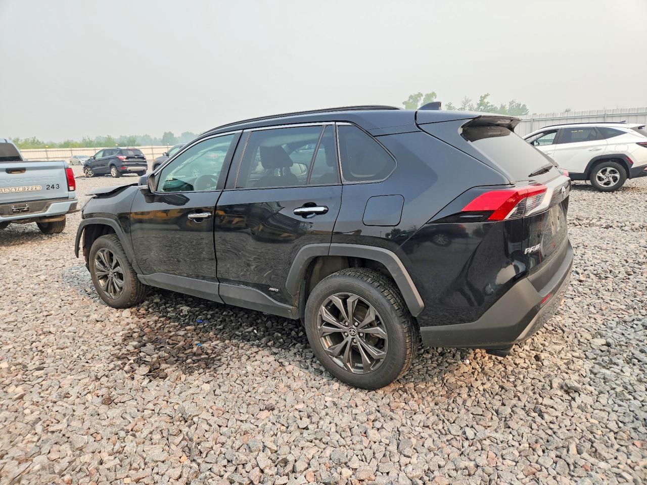 2023 Toyota Rav4 Limited - Фото 2