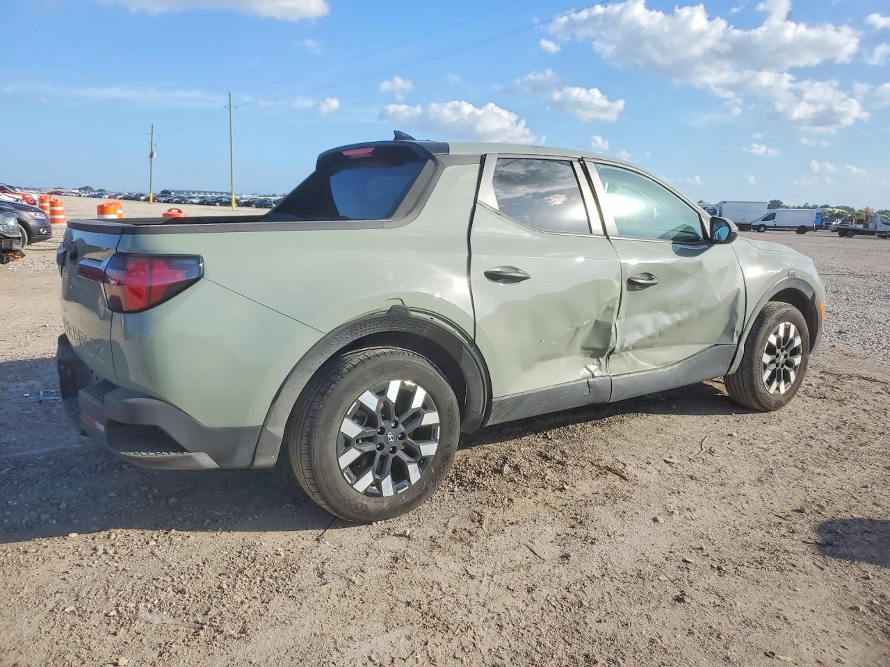 2025 Hyundai Santa Cruz Se - Фото 3