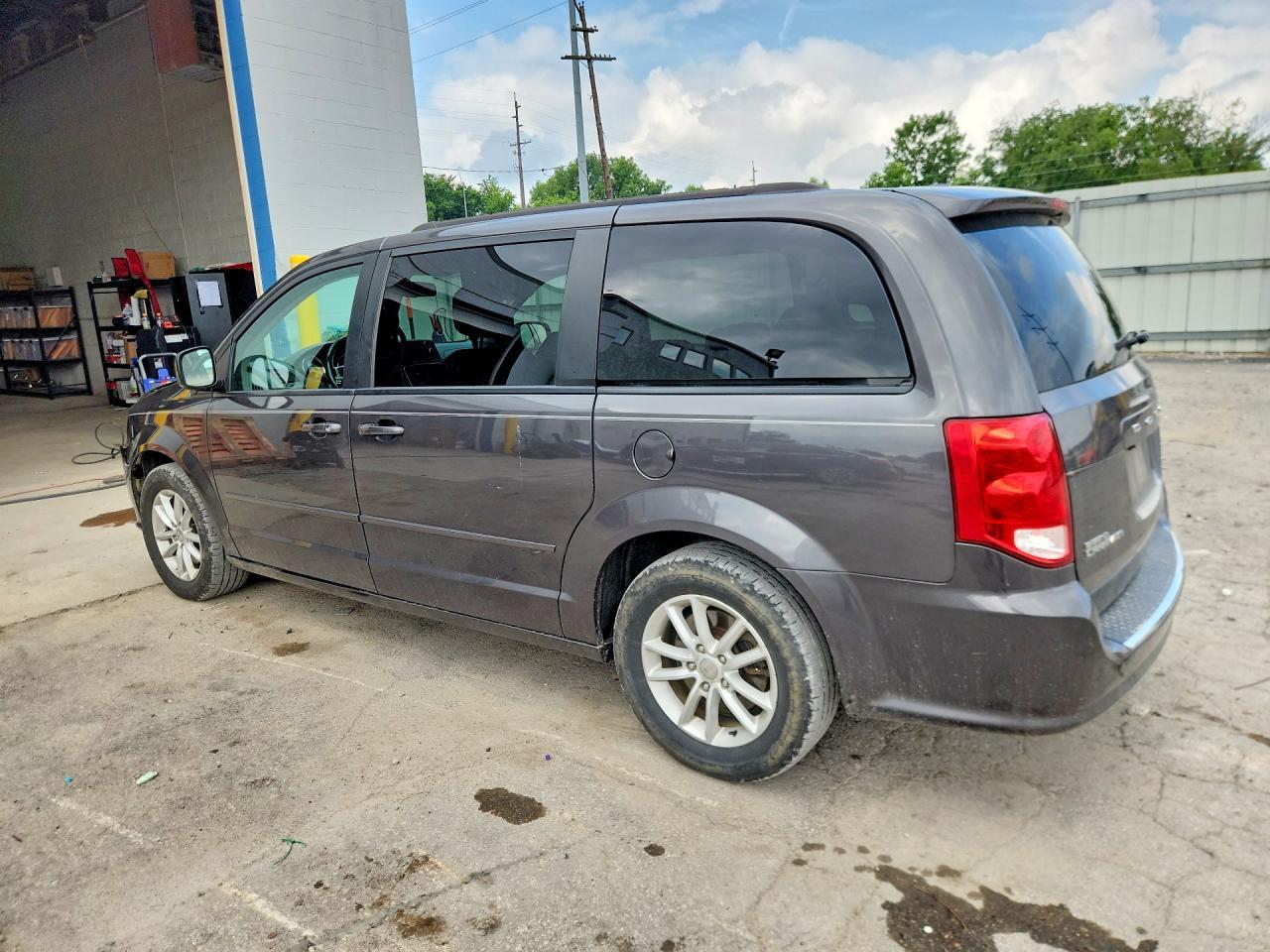 2016 Dodge Grand Caravan Sxt - Фото 2