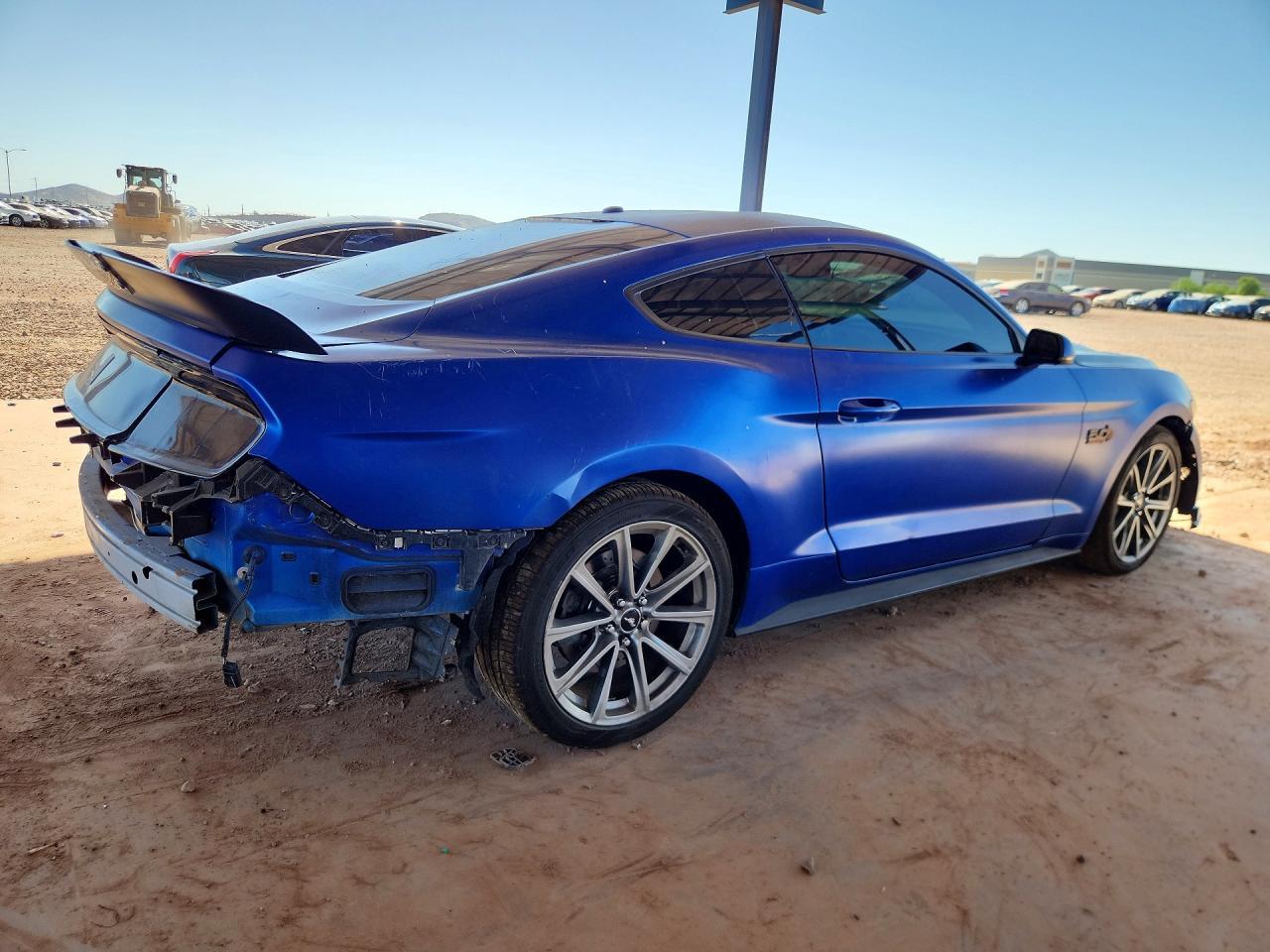 2015 Ford Mustang Gt - Фото 3