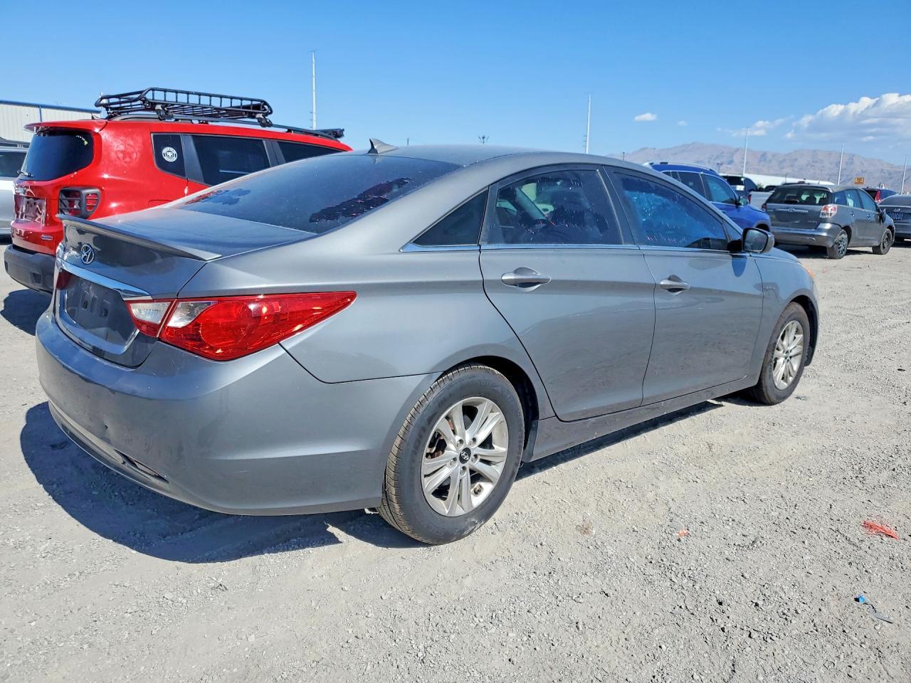 2013 Hyundai Sonata Gls - Фото 3