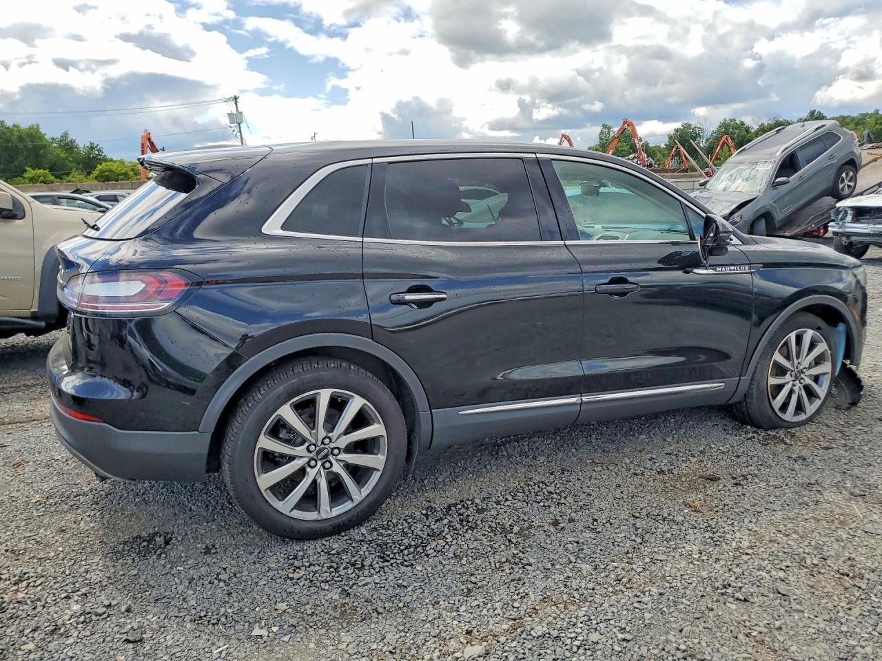 2019 Lincoln Nautilus Select - Фото 3