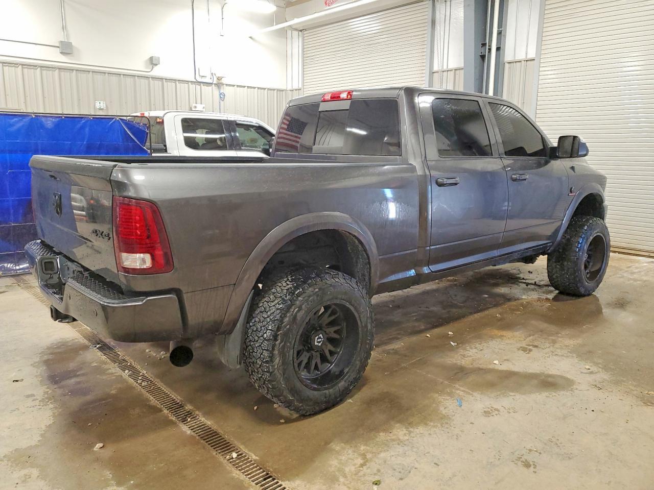 2016 Ram 2500 Laramie - Фото 3