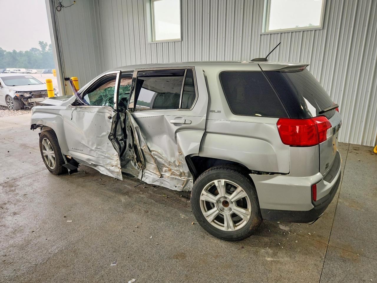 2017 GMC Terrain Sle - Фото 2