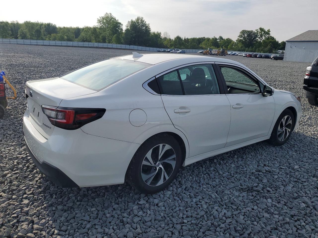 2020 Subaru Legacy Premium - Фото 3