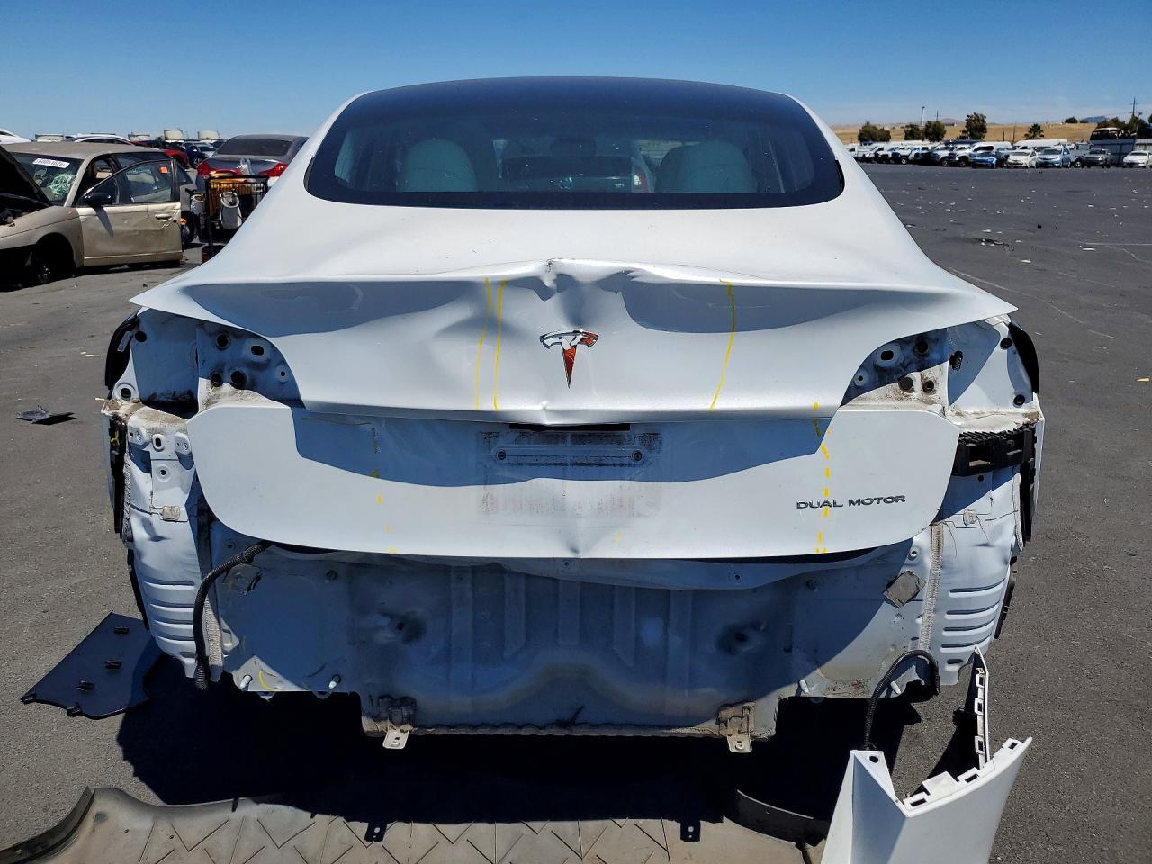 2020 Tesla Model 3 - Фото 6