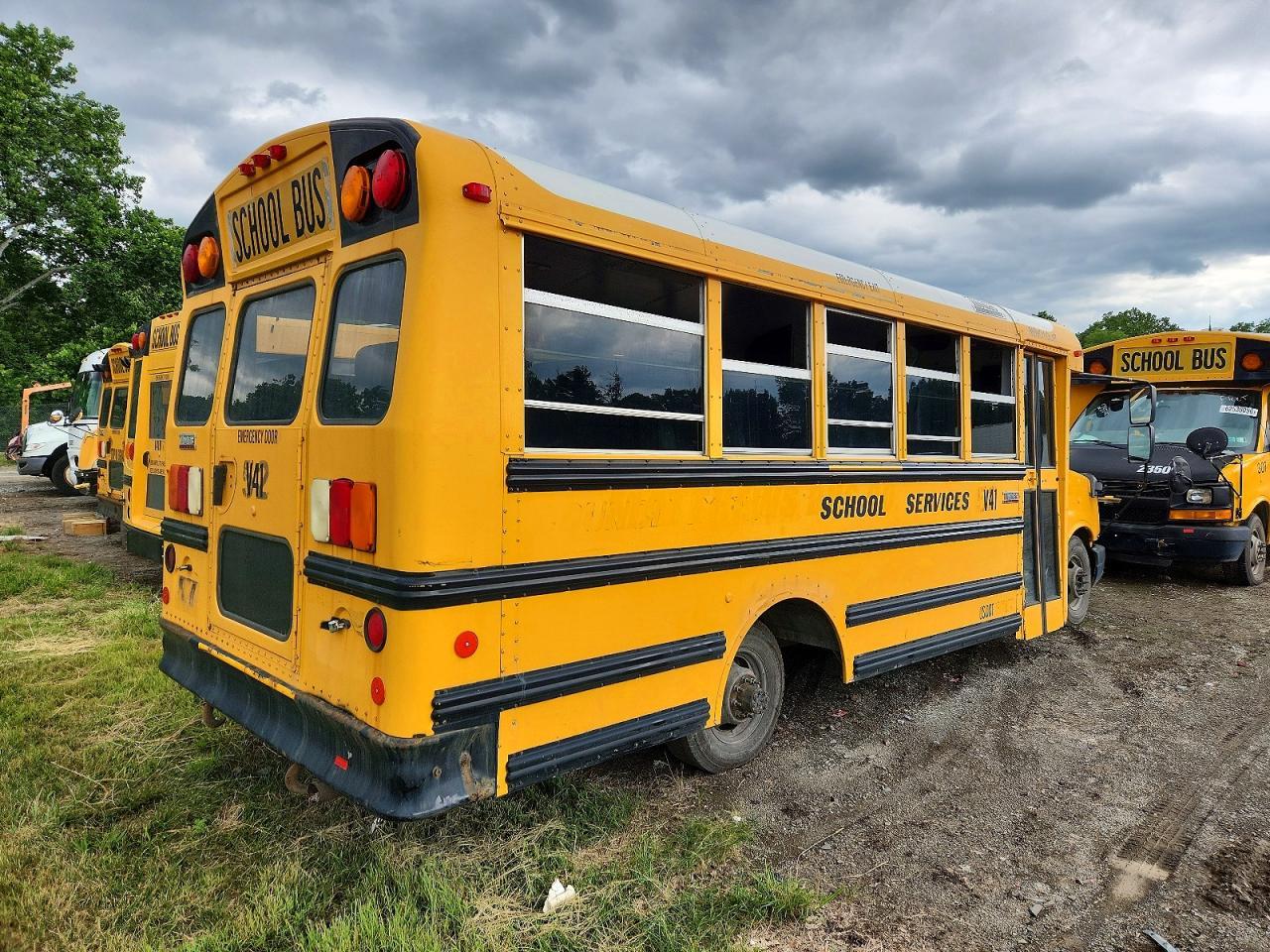 2012 Chevrolet Express School Bus - Фото 4