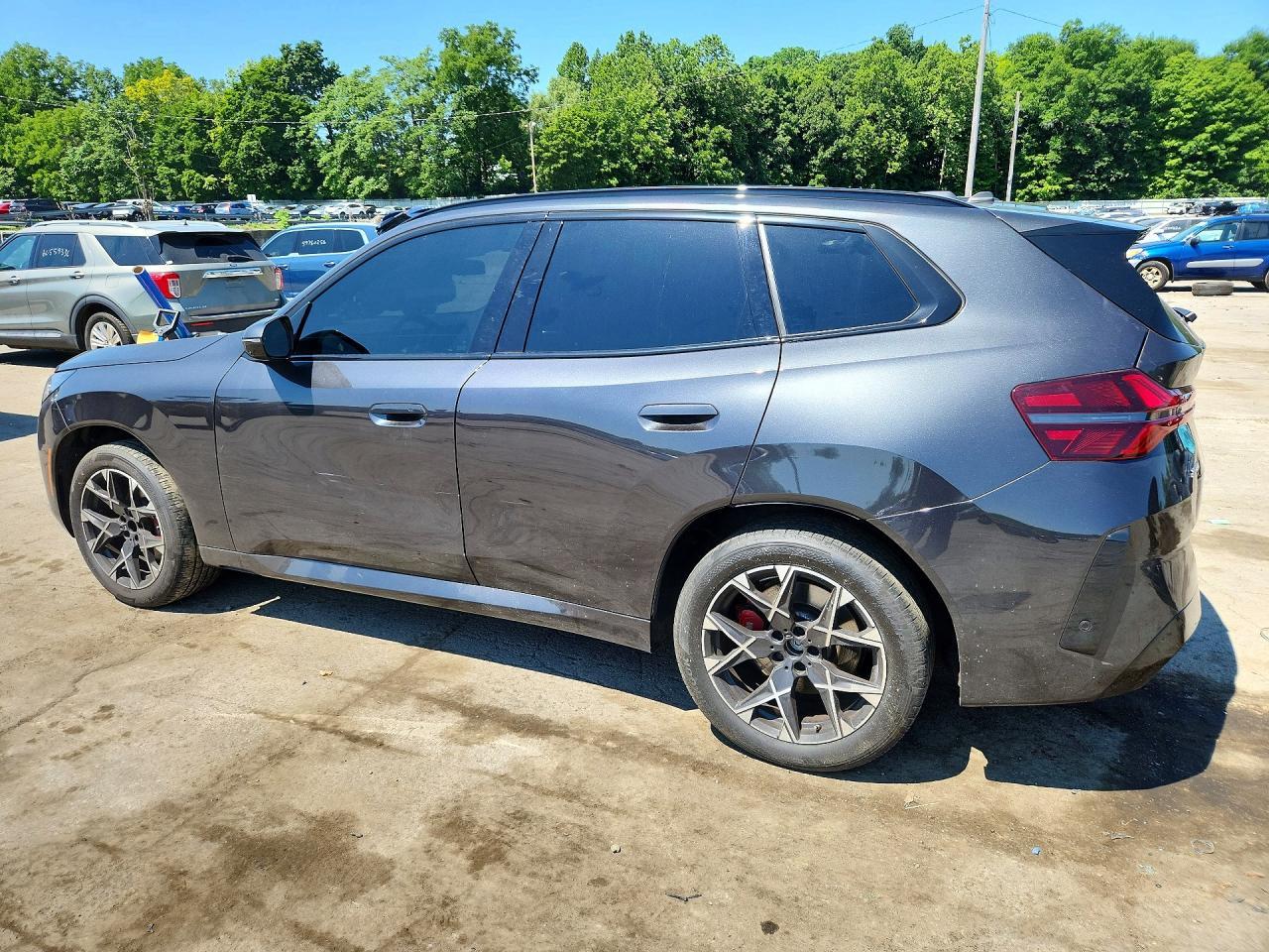 2025 BMW X3 30 xDrive - Фото 2