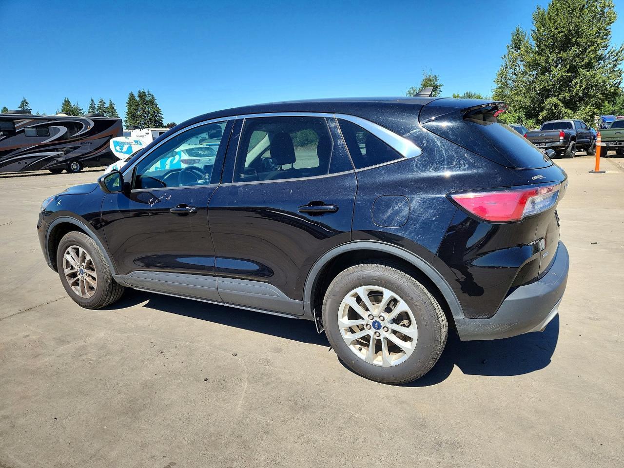 2021 Ford Escape Se - Фото 2