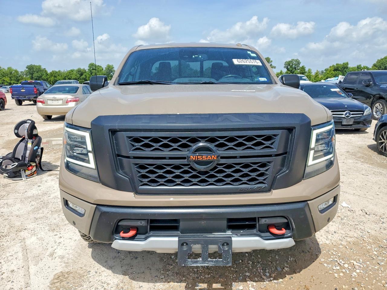 2021 Nissan Titan Pro-4X - Image 5