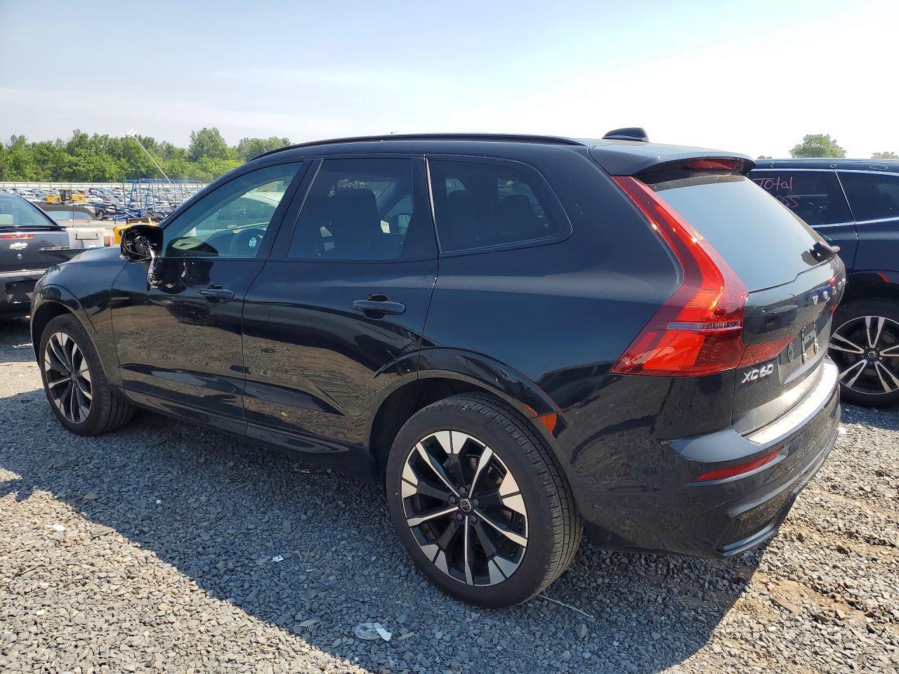 2026 Volvo Xc60 Plus - Image 2