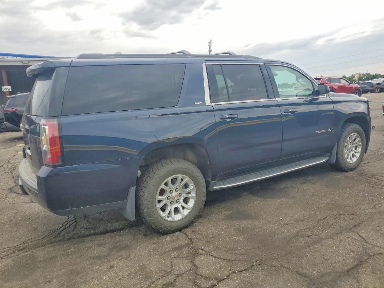 2019 GMC Yukon Xl K1500 Slt - Фото 3