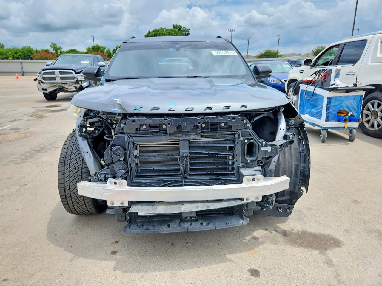 2022 Ford Explorer St - Фото 5
