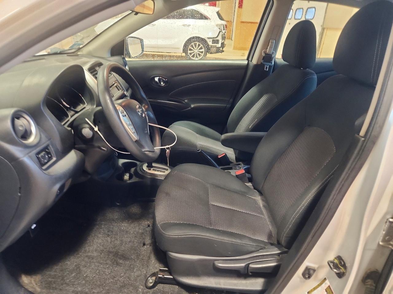 2017 Nissan Versa 1.6 Sv - Image 7