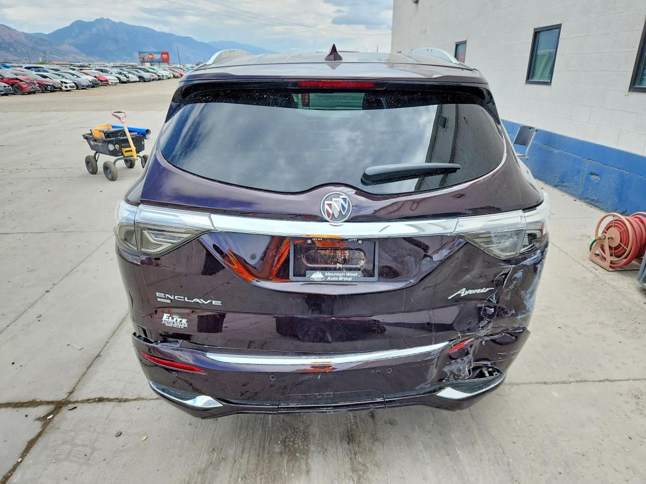 2022 Buick Enclave Avenir - Image 6