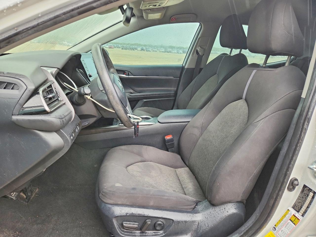 2023 Toyota Camry Le - Image 7