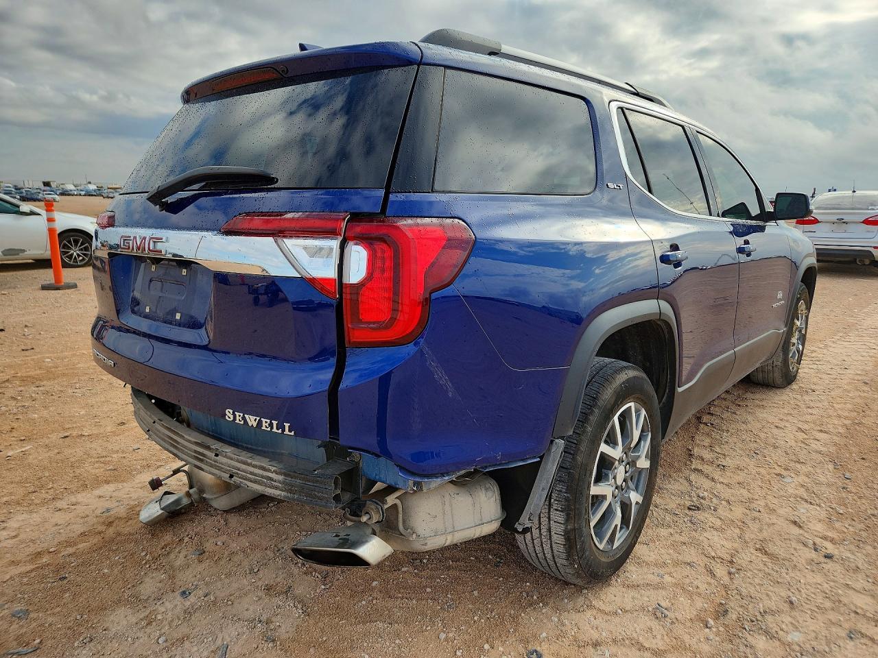 2023 GMC Acadia Slt - Фото 3