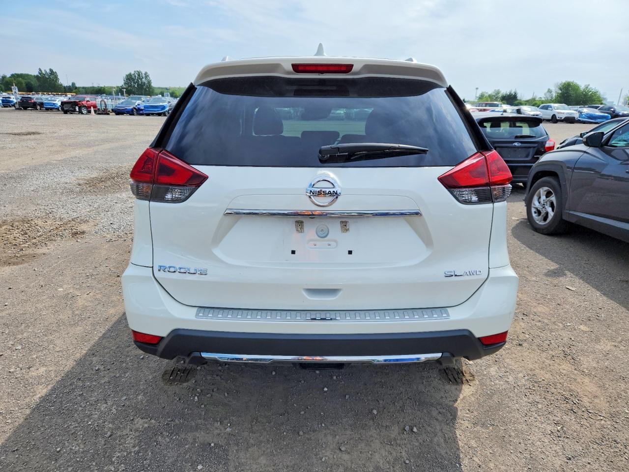 2018 Nissan Rogue S - Фото 6
