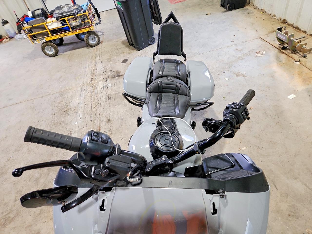 2025 Harley-Davidson Fltrx - Фото 5