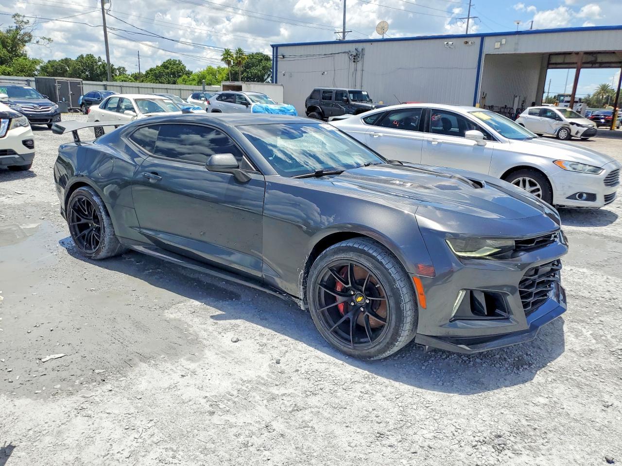2017 Chevrolet Camaro Zl1 - Фото 4