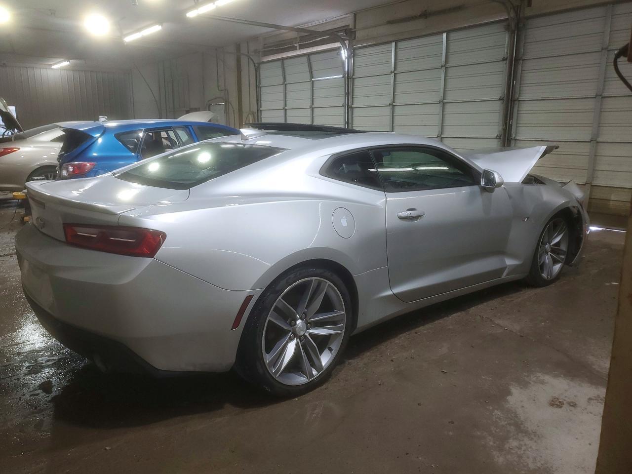 2018 Chevrolet Camaro Lt - Фото 3
