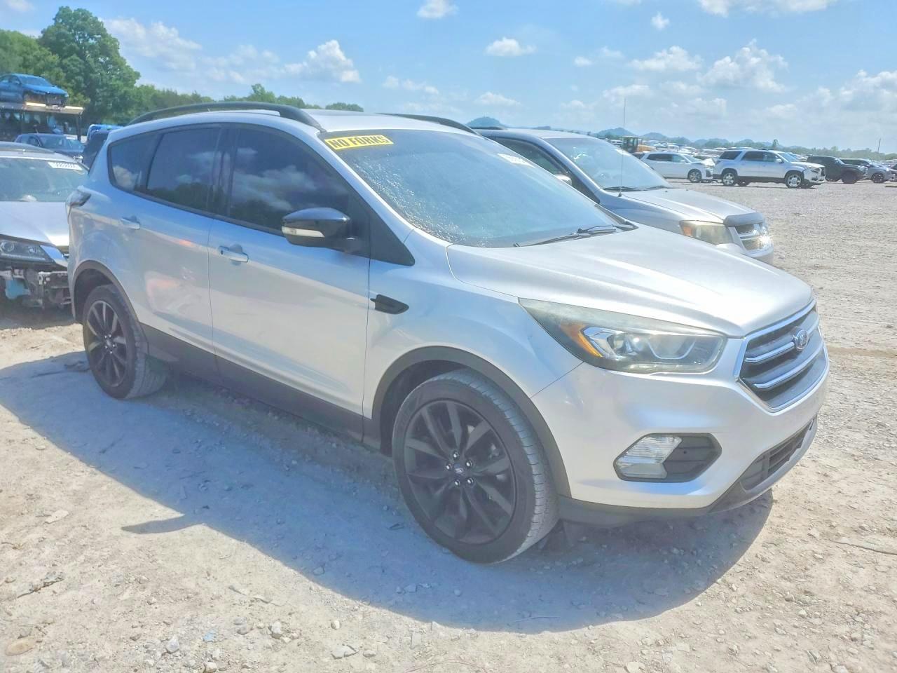 2017 Ford Escape Titanium - Фото 4
