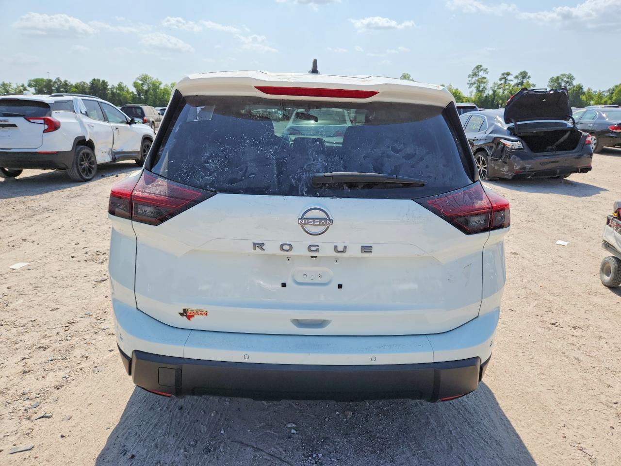 2026 Nissan Rogue S - Фото 6