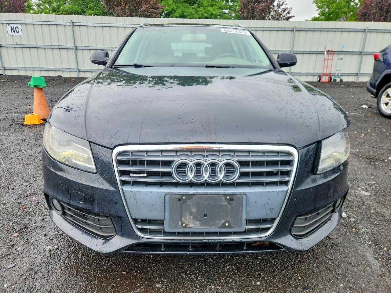 2010 Audi A4 Premium Plus - Фото 5