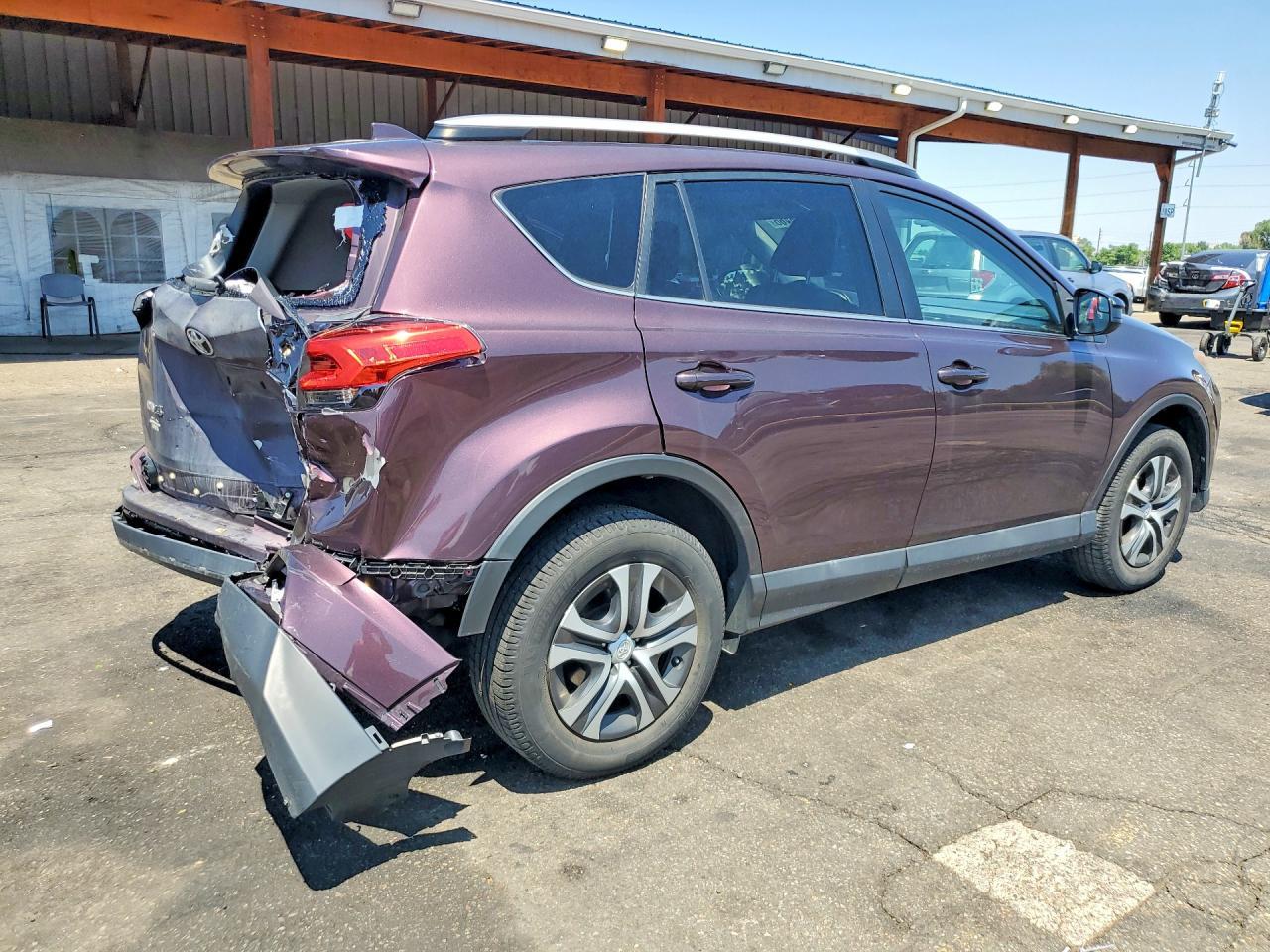 2016 Toyota Rav4 Le - Image 3
