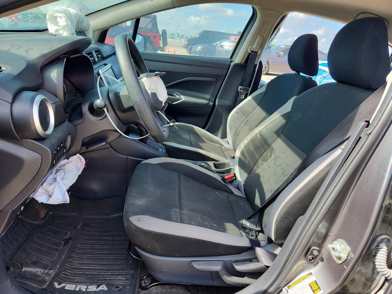 2025 Nissan Versa S - Фото 7