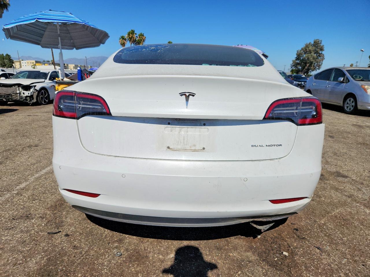 2018 Tesla Model 3 - Фото 6