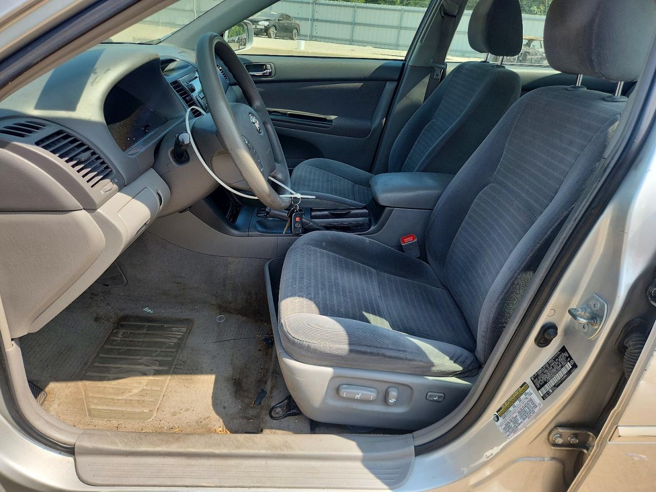 2005 Toyota Camry Le - Фото 7