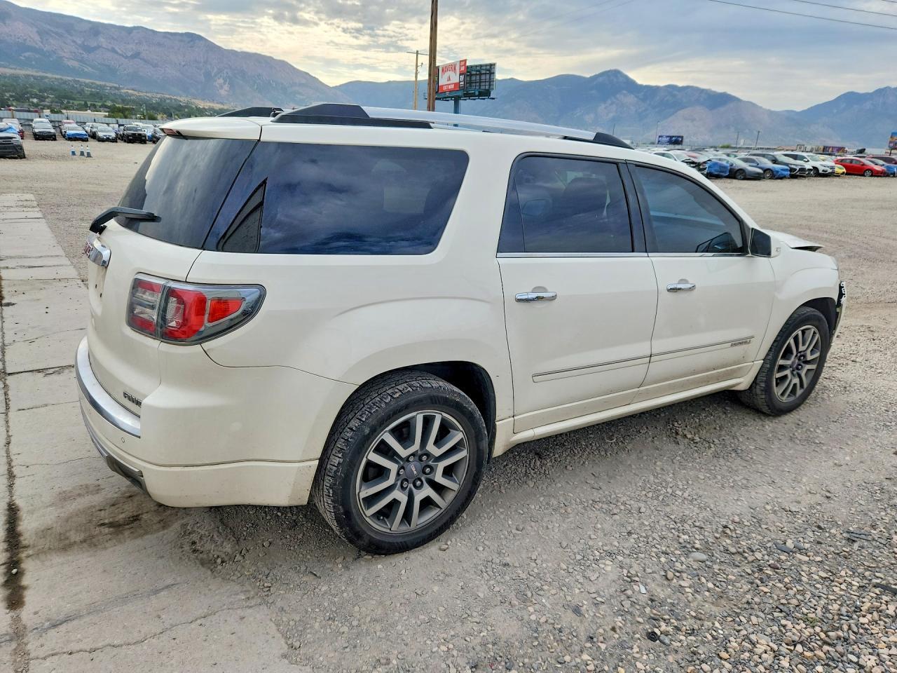 2013 GMC Acadia Denali - Фото 3