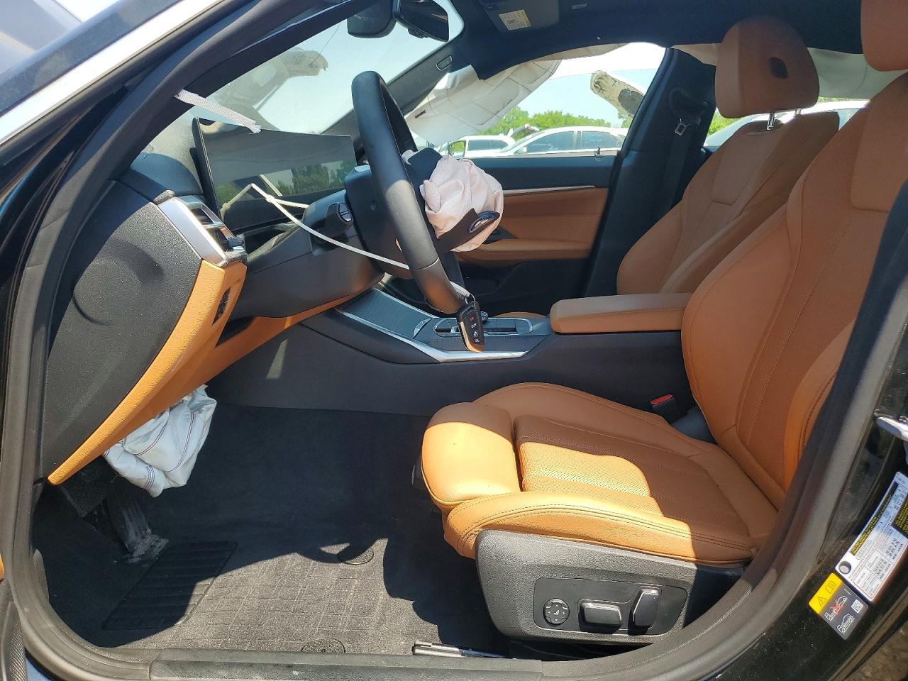 2025 BMW I4 xDrive 40 - Image 7